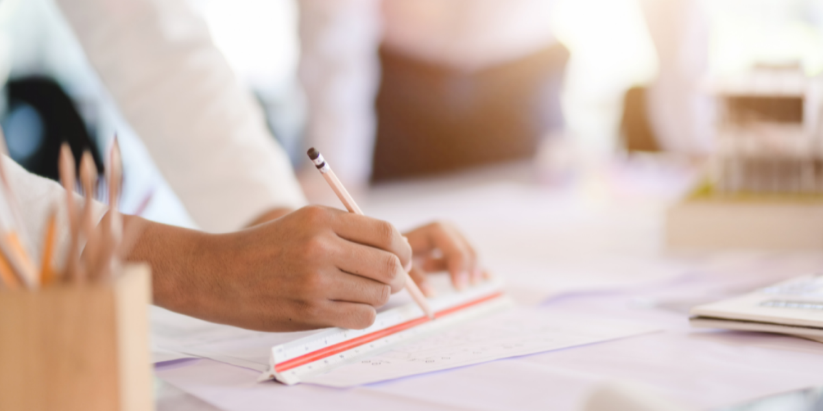 Bild zum Kurs Kenntnisprüfungen nach PflBG | Copyright: canva: pexels