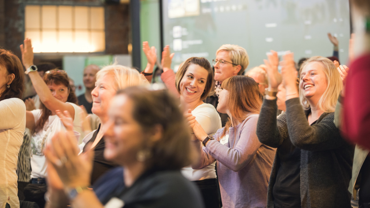 dekoratives Bild zur Seite 17. Symposium Pflegebildung